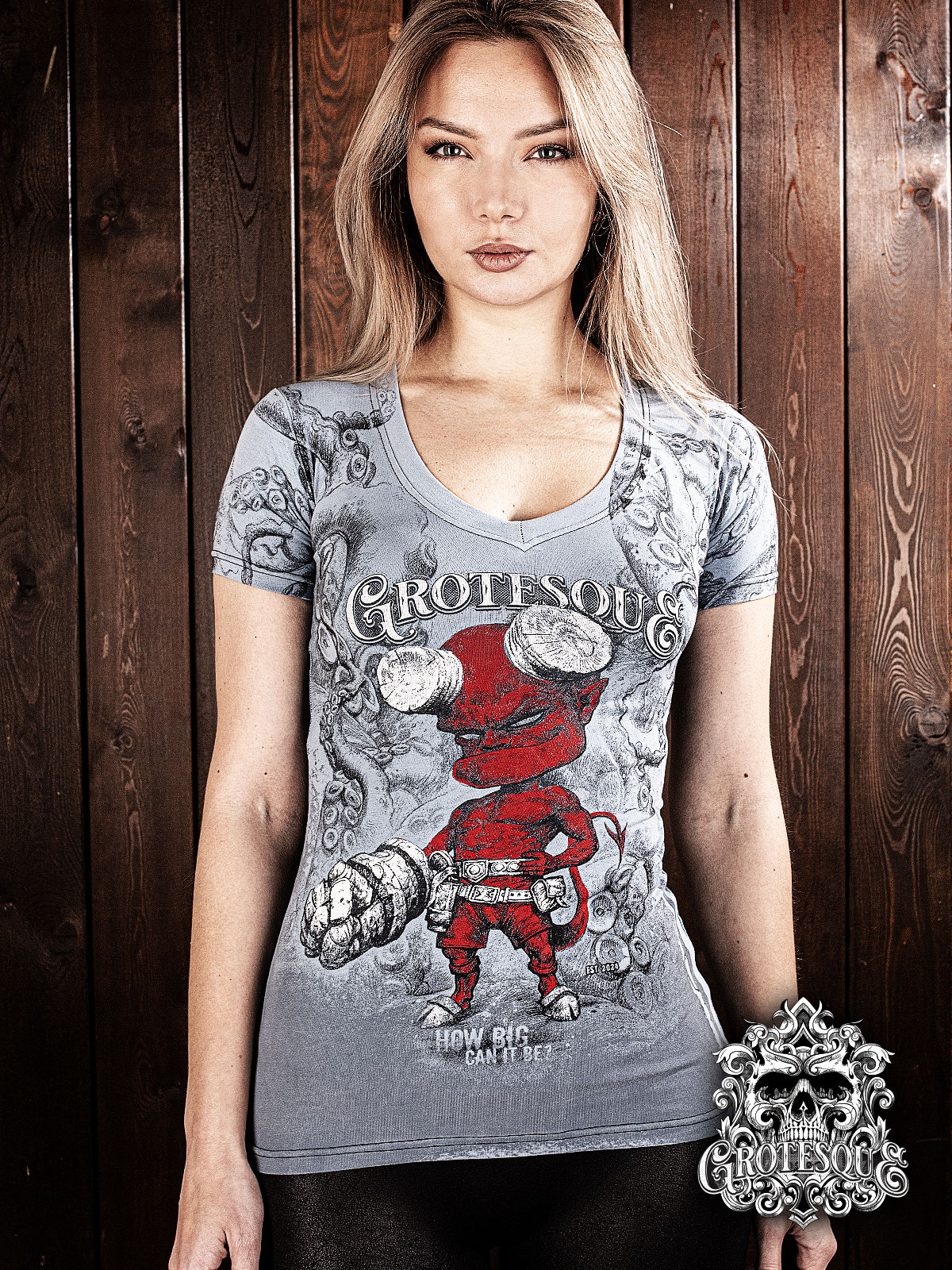 Women's T-Shirt GROTESQUE