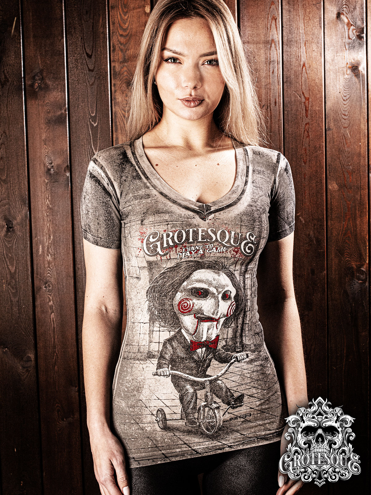 Women's T-Shirt GROTESQUE
